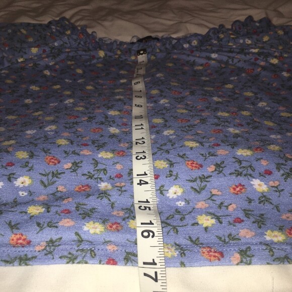 Almost Famous top Womens Medium country blue floral ruffle Coastal Cottage Y2K - Picture 6 of 6